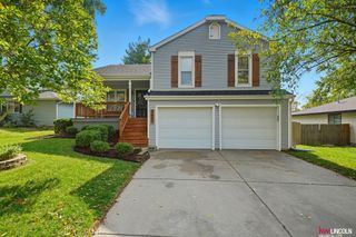 3401 Briarwood Avenue, Lincoln, NE 68516