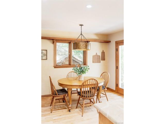 1950 S Lansing Ct, Aurora, CO 80014