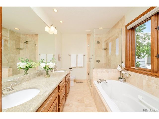 1950 S Lansing Ct, Aurora, CO 80014