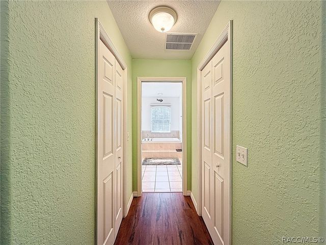 9131 N Alpinia Drive, Citrus Springs, FL 34434