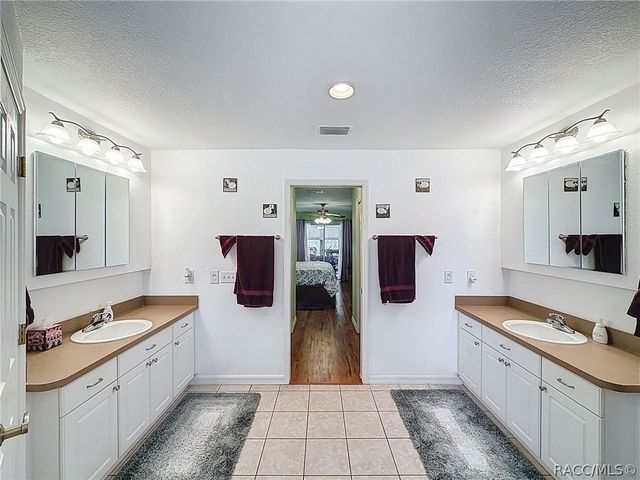 9131 N Alpinia Drive, Citrus Springs, FL 34434