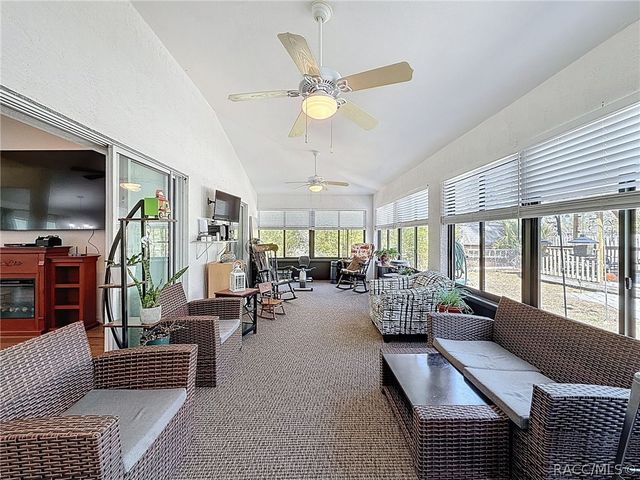 9131 N Alpinia Drive, Citrus Springs, FL 34434