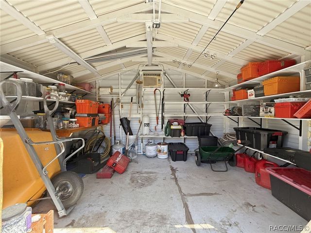 9131 N Alpinia Drive, Citrus Springs, FL 34434