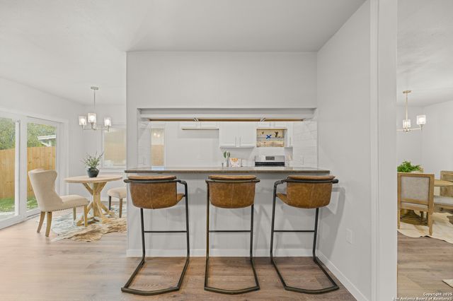 10223 Flatland, Converse, TX 78109