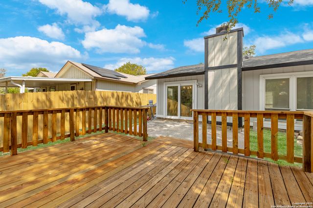 10223 Flatland, Converse, TX 78109