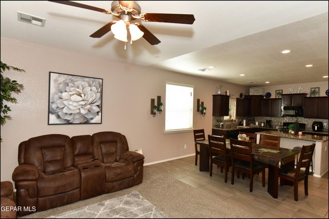 505 GINGER FRANCIS Lane, El Paso, TX 79938