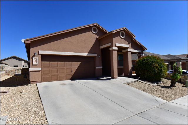 505 GINGER FRANCIS Lane, El Paso, TX 79938