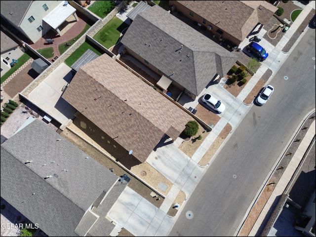 505 GINGER FRANCIS Lane, El Paso, TX 79938