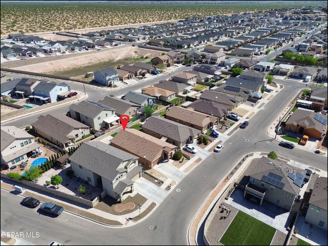 505 GINGER FRANCIS Lane, El Paso, TX 79938