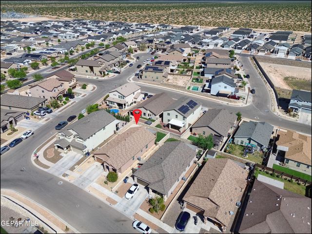 505 GINGER FRANCIS Lane, El Paso, TX 79938
