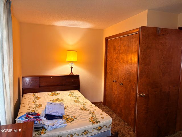 418 S Church Street, Bowling Green, OH 43402