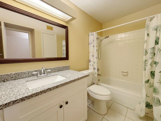 2121 Hepburn Street 505, Houston, TX 77054