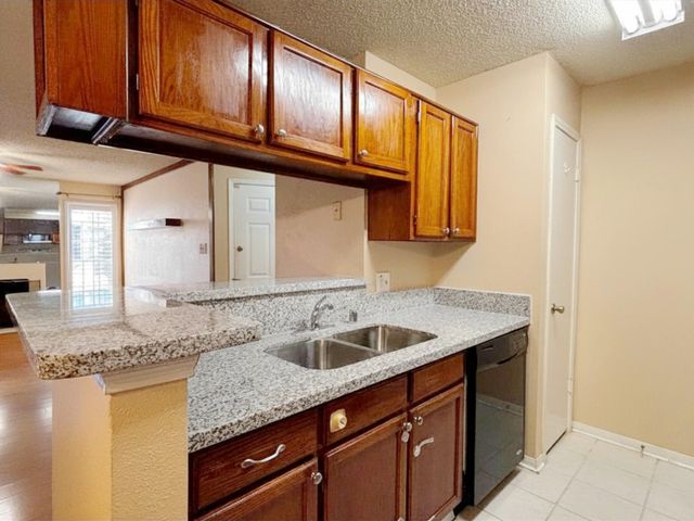 2121 Hepburn Street 505, Houston, TX 77054