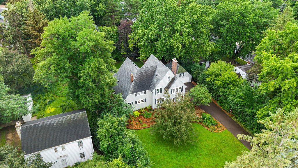 1244 Roselawn Avenue W, Roseville, MN 55113 — photo 2