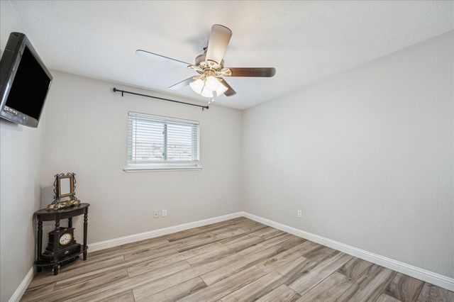 5010 Peebles Drive, Houston, TX 77084