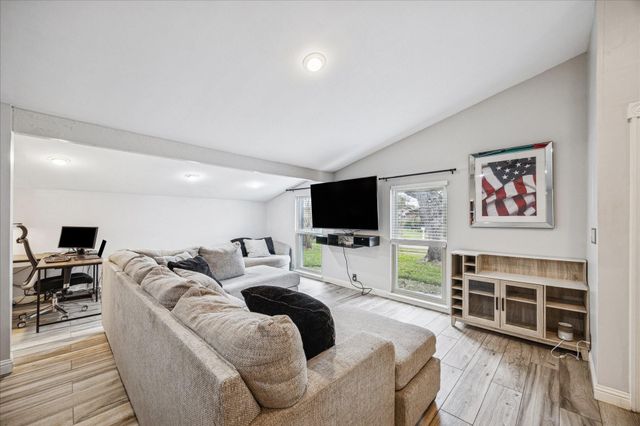 5010 Peebles Drive, Houston, TX 77084