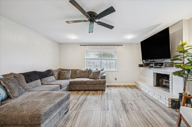 5010 Peebles Drive, Houston, TX 77084