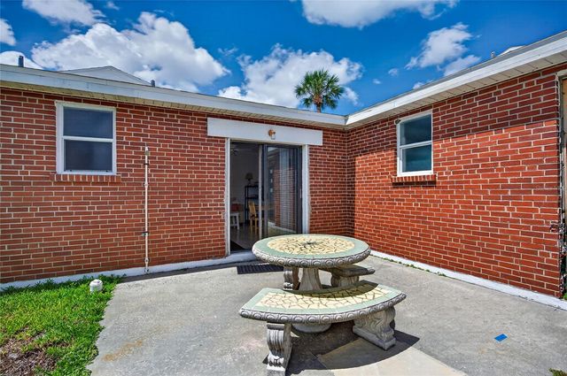 908 VILLAS DRIVE 14, Venice, FL 34285