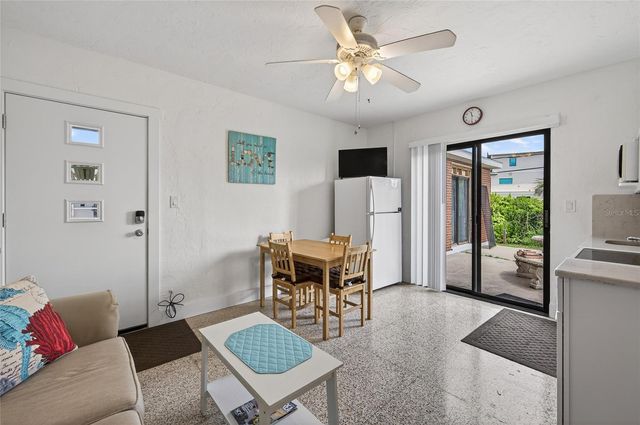 908 VILLAS DRIVE 14, Venice, FL 34285