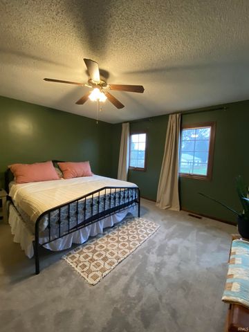 4006 Finchley Court, Fort Wayne, IN 46815