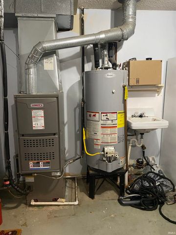 4006 Finchley Court, Fort Wayne, IN 46815