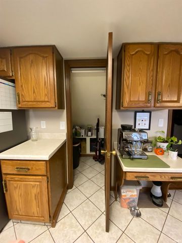 4006 Finchley Court, Fort Wayne, IN 46815