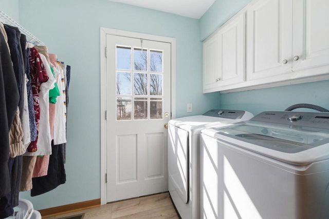 N53W14023 Invery DRIVE, Menomonee Falls, WI 53051