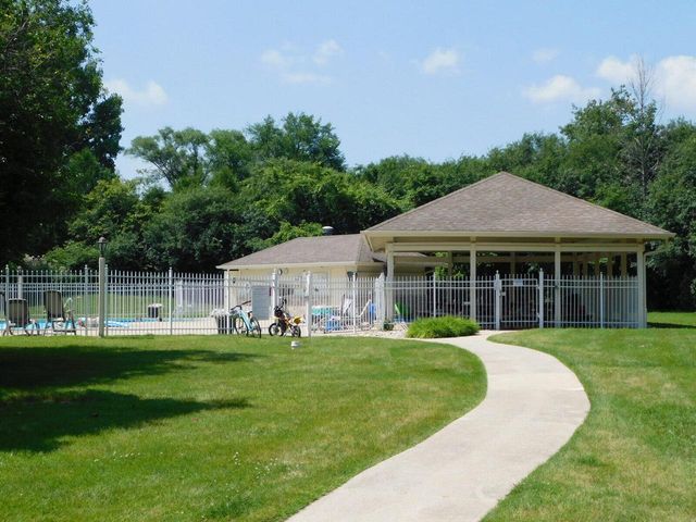 N53W14023 Invery DRIVE, Menomonee Falls, WI 53051