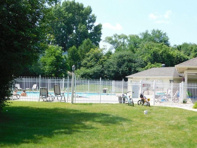 N53W14023 Invery DRIVE, Menomonee Falls, WI 53051