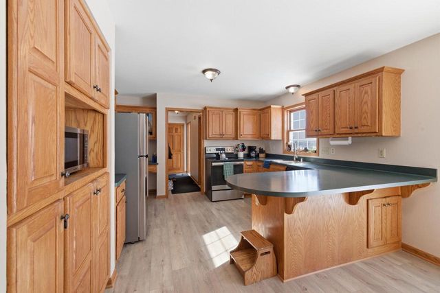 N53W14023 Invery DRIVE, Menomonee Falls, WI 53051