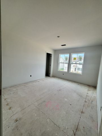 489 Jet Stream Dr, La Vergne, TN 37086