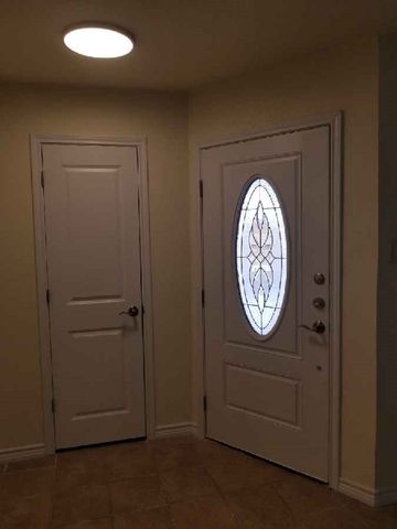 7302 NE Loop 820, North Richland Hills, TX 76180