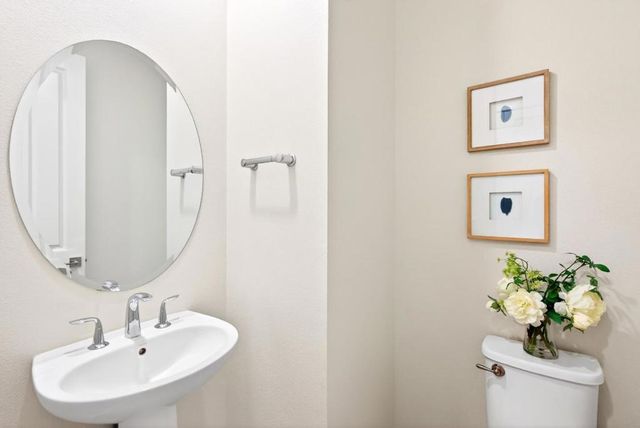 817 Galt Terrace 4, Sunnyvale, CA 94085