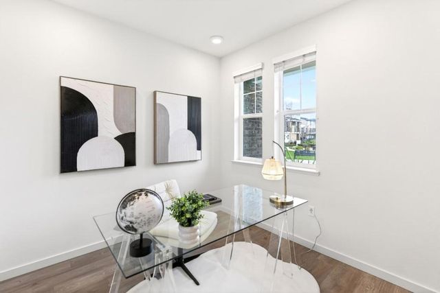 817 Galt Terrace 4, Sunnyvale, CA 94085