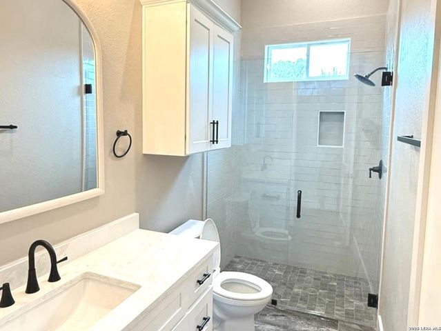 748 Riviera, Canyon Lake, TX 78133