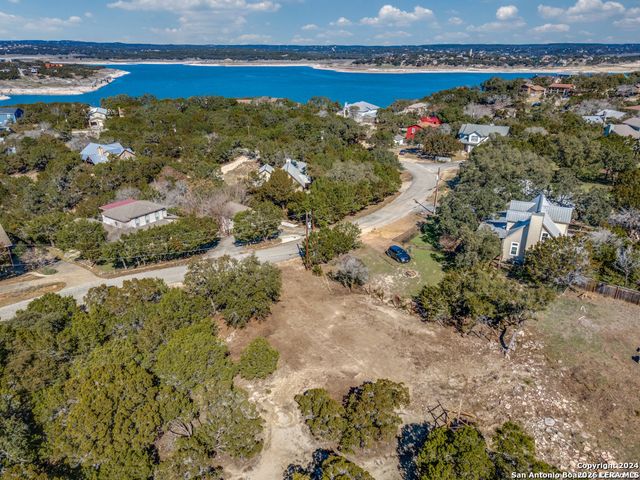 748 Riviera, Canyon Lake, TX 78133