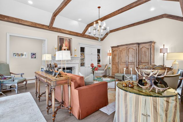 4902 Westbriar Drive, Fort Worth, TX 76109
