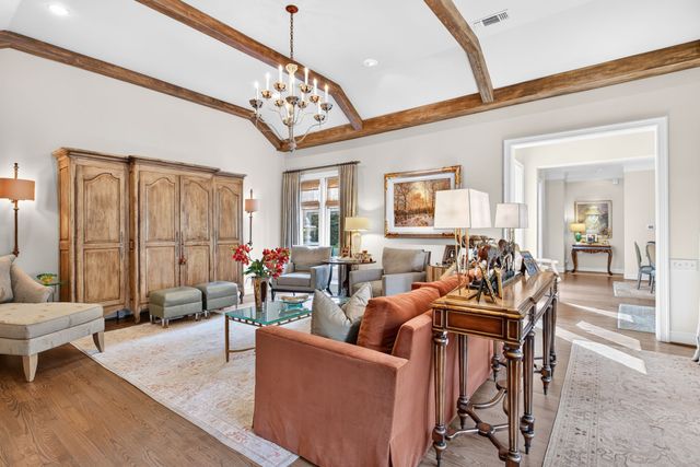 4902 Westbriar Drive, Fort Worth, TX 76109