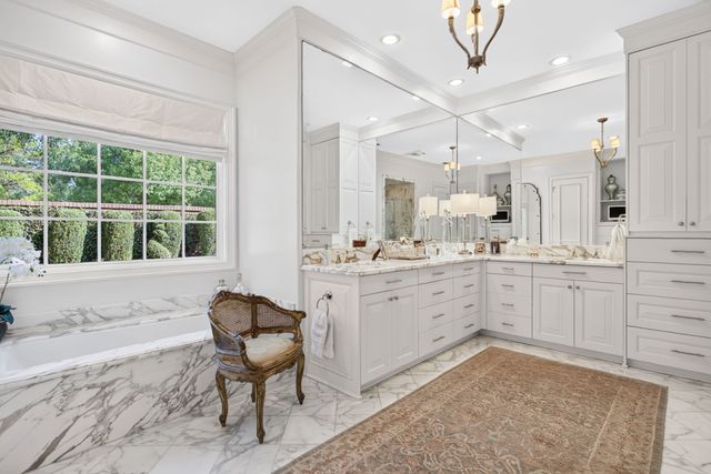 4902 Westbriar Drive, Fort Worth, TX 76109