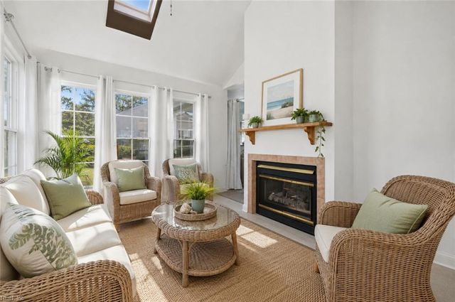 204 Springdale WAY, Hampton, VA 23666