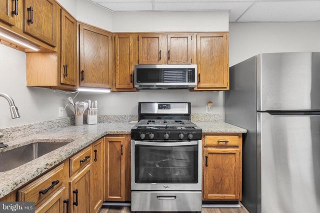 210 5TH AVE, Wilmington, DE 19805