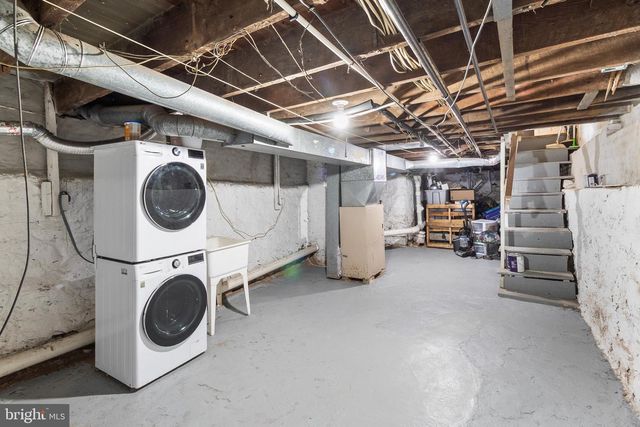 210 5TH AVE, Wilmington, DE 19805