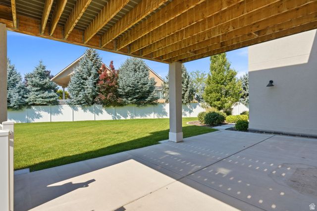 1895 W 75 S, Kaysville, UT 84037