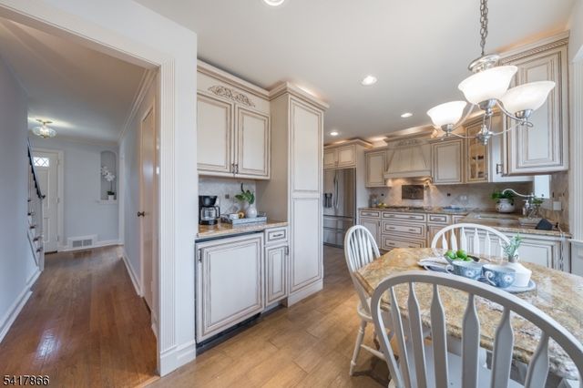 8 Claremont Dr, Millburn Twp., NJ 07078