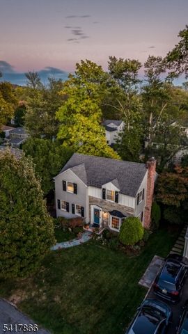 8 Claremont Dr, Millburn Twp., NJ 07078