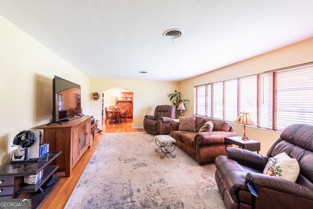 177 Pinewood Street, Folkston, GA 31537