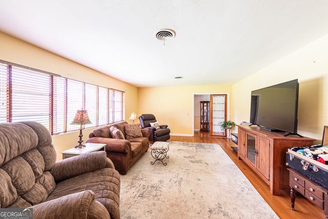 177 Pinewood Street, Folkston, GA 31537