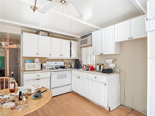 605 MICHIGAN BOULEVARD 51, Dunedin, FL 34698