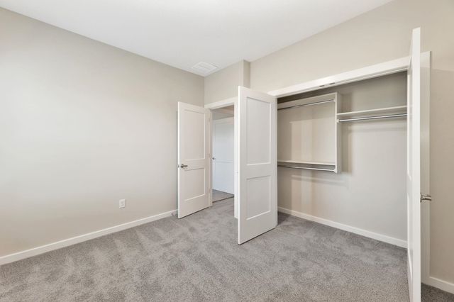 3561 E Hollandale St, Derby, KS 67037