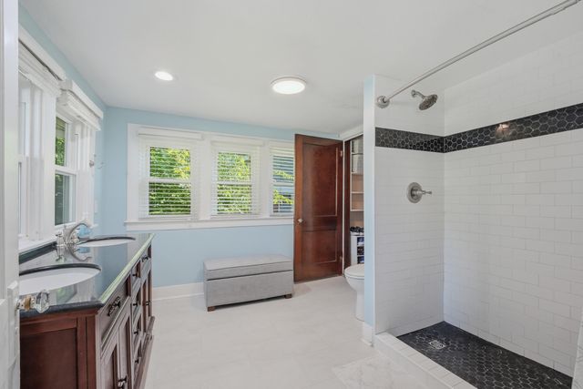 11 N GLENWOOD AVE, Columbia, MO 65203